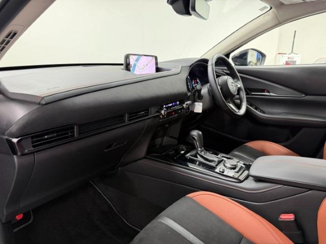 CX-30 2.0 20S レトロ スポーツ エディション BOSEサウンドシステム パワーリフトゲート 電動Rゲート MRCC フルセグ スマートブレーキサポート オートエアコン パーキングセンサー LEDヘッドライト PWシート シ-トヒ-タ-(32枚目)