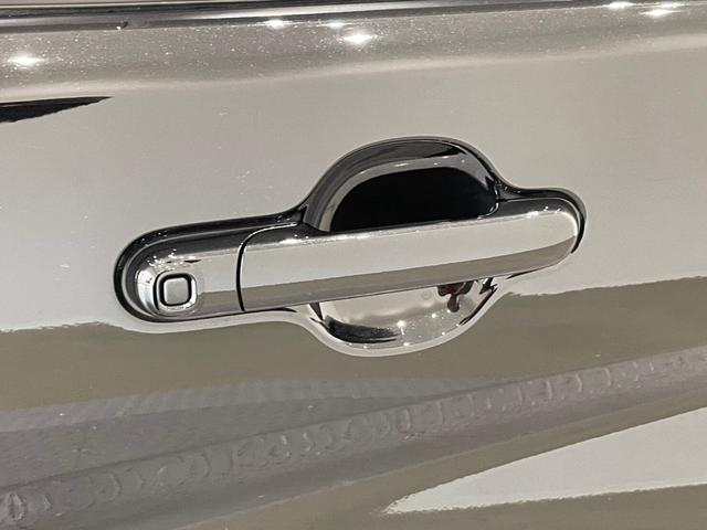 ソリオ ハイブリッドＭＺ　全方位モニター付メモリーナビ装着車　ＥＴＣ　両側電動スライドドア　アダプティブクルーズコントロール　レーンキープアシスト　スマートキー　フルフラットシート（14枚目）