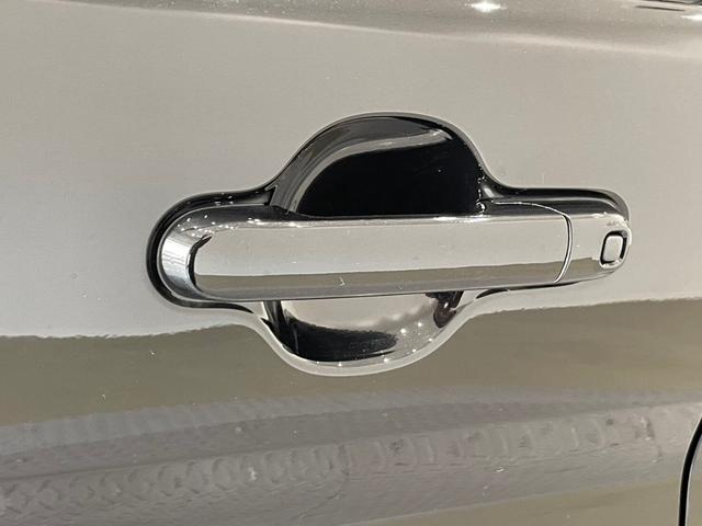 ソリオ ハイブリッドＭＺ　全方位モニター付メモリーナビ装着車　ＥＴＣ　両側電動スライドドア　アダプティブクルーズコントロール　レーンキープアシスト　スマートキー　フルフラットシート（22枚目）