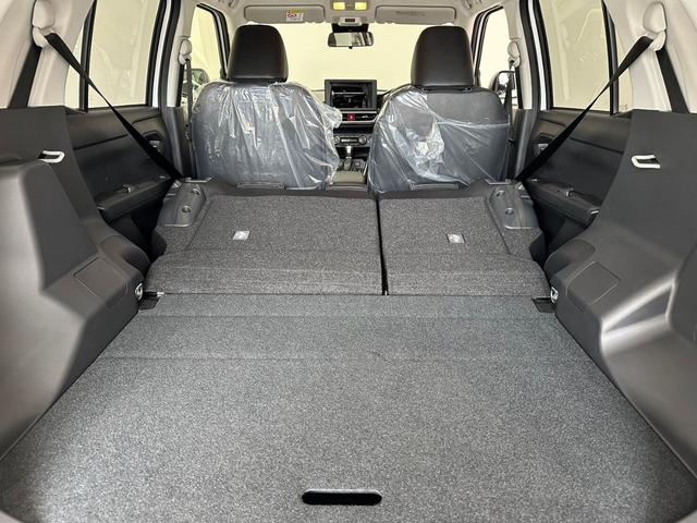 ロッキー プレミアムＧ　ＨＥＶ　スマートアシストＩＩＩ　バックカメラ　アダプティブクルーズコントロール　レーンキープアシスト　スマートキー　オートマチックハイビーム（17枚目）