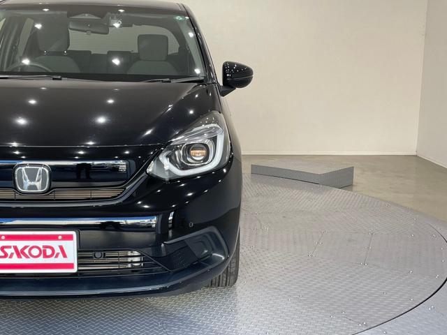 フィット ホーム ナビ バックカメラ ドライブレコーダー ETC アダプティブクルーズコントロール ステリモ パーキングセンサ― 衝突被害軽減ブレーキ スマートキー オートライト(4枚目)