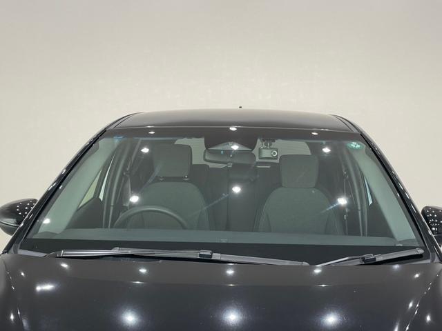 フィット ホーム ナビ バックカメラ ドライブレコーダー ETC アダプティブクルーズコントロール ステリモ パーキングセンサ― 衝突被害軽減ブレーキ スマートキー オートライト(5枚目)