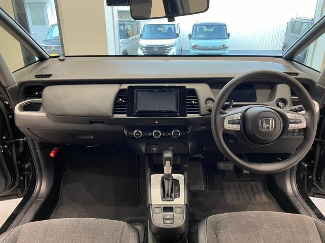 フィット ホーム ナビ バックカメラ ドライブレコーダー ETC アダプティブクルーズコントロール ステリモ パーキングセンサ― 衝突被害軽減ブレーキ スマートキー オートライト(38枚目)