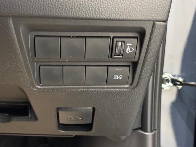 ヤリスクロス ハイブリッドX 衝突防止ブレーキ バックカメラ シートヒーター アダプティブクルーズコントロール レーンキープスカウト オートマチックハイビーム(43枚目)