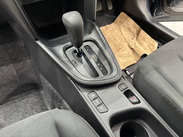 ヤリスクロス ハイブリッドX 衝突防止ブレーキ バックカメラ シートヒーター アダプティブクルーズコントロール レーンキープスカウト オートマチックハイビーム(50枚目)