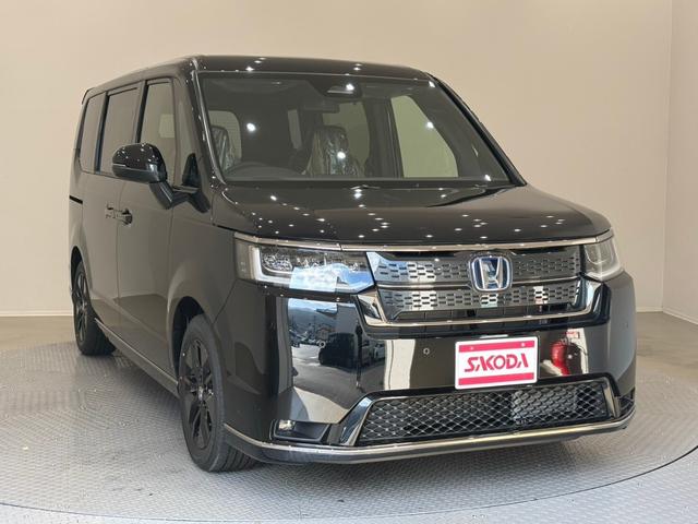 ステップワゴン ホンダセンシング 両側電動スライドドア アダプティブクルーズコントロール ステリモ シートヒーター 電動リアゲート パーキングセンサ― ブラインドスポットモニター スマートキー(23枚目)