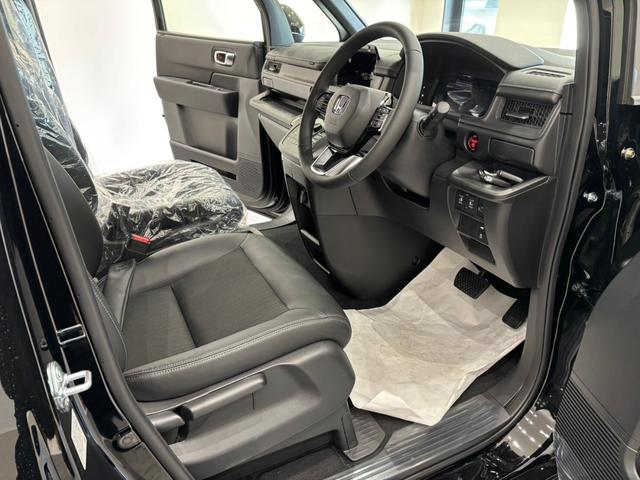 ステップワゴン ホンダセンシング 両側電動スライドドア アダプティブクルーズコントロール ステリモ シートヒーター 電動リアゲート パーキングセンサ― ブラインドスポットモニター スマートキー(31枚目)