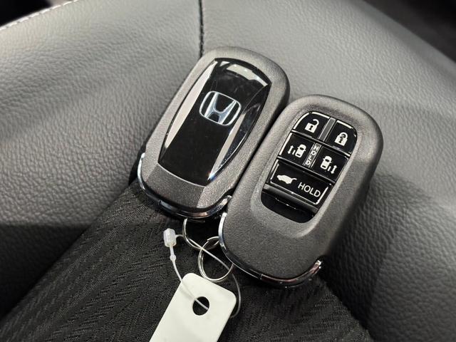 ステップワゴン ホンダセンシング 両側電動スライドドア アダプティブクルーズコントロール ステリモ シートヒーター 電動リアゲート パーキングセンサ― ブラインドスポットモニター スマートキー(32枚目)