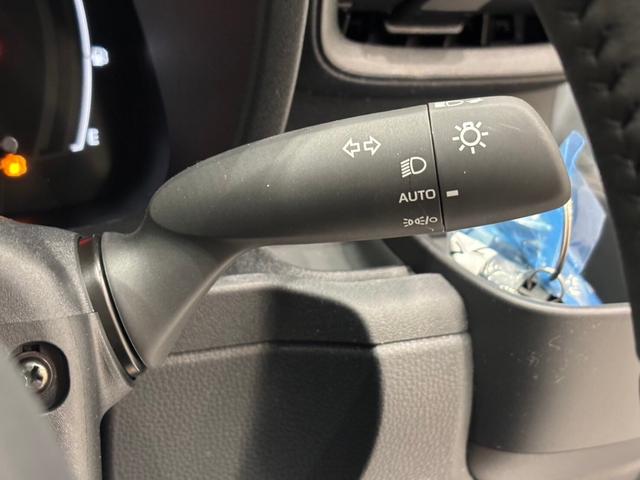 シエンタ ハイブリッドZ 10.5インチディスプレイオーディオ 全方位カメラ アダプティブクルーズコントロール ステリモ 両側電動スライドドア パーキングセンサ― ETC スマートキー 3列シート(40枚目)