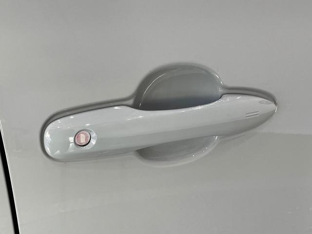 シエンタ Z 10.5インチディスプレイオーディオ 全方位カメラ アダプティブクルーズコントロール ステリモ 両側電動スライドドア パーキングセンサ― ETC スマートキー(12枚目)