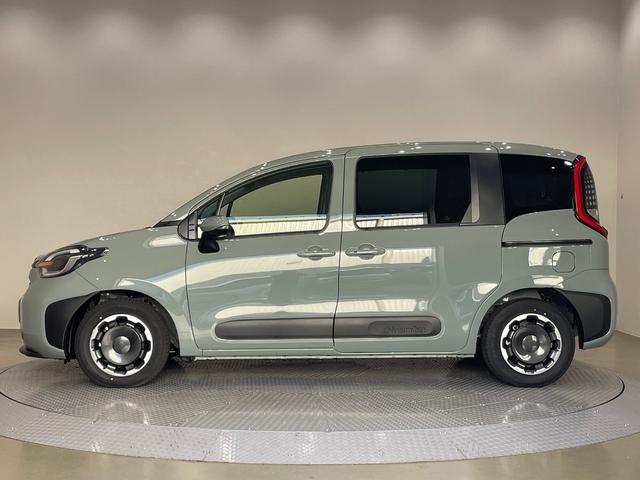 シエンタ Z 10.5インチディスプレイオーディオ 全方位カメラ アダプティブクルーズコントロール ステリモ 両側電動スライドドア パーキングセンサ― ETC スマートキー(17枚目)