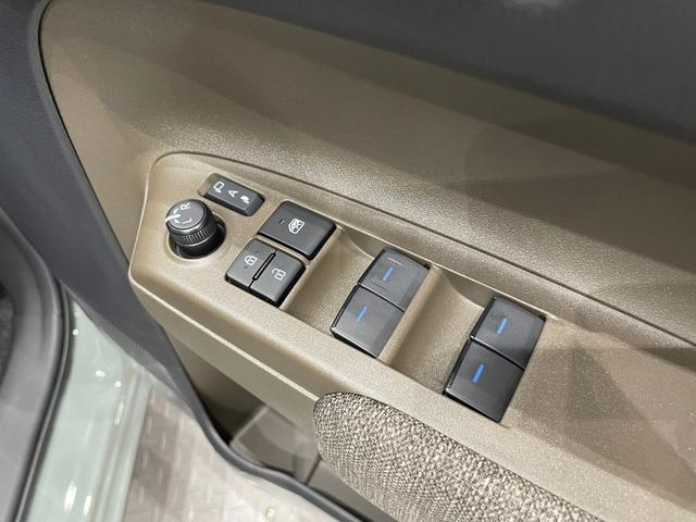 シエンタ Z 10.5インチディスプレイオーディオ 全方位カメラ アダプティブクルーズコントロール ステリモ 両側電動スライドドア パーキングセンサ― ETC スマートキー(52枚目)