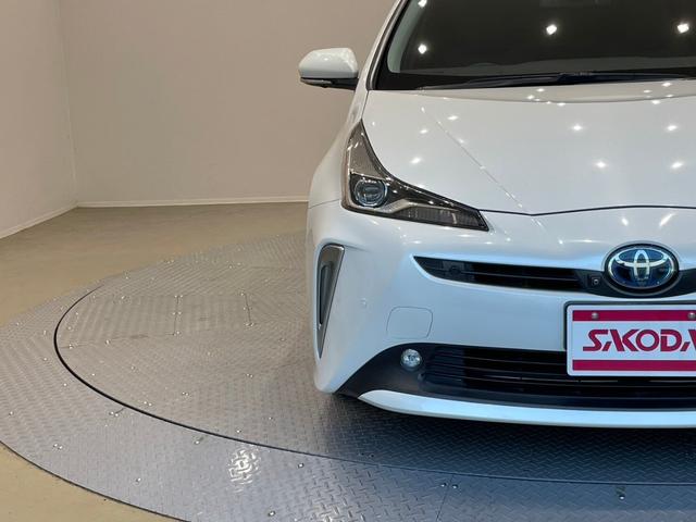 プリウス Aツーリングセレクション ナビ バックカメラ ETC ドライブレコーダー シートヒーター アダプティブクルーズコントロール ステリモ パーキングセンサ― 電動シート アイドリングストップ スマートキー(4枚目)