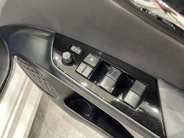 プリウス Aツーリングセレクション ナビ バックカメラ ETC ドライブレコーダー シートヒーター アダプティブクルーズコントロール ステリモ パーキングセンサ― 電動シート アイドリングストップ スマートキー(63枚目)