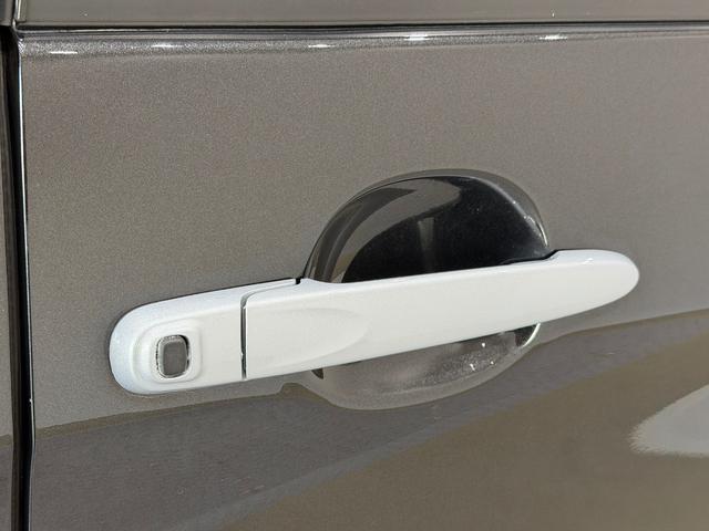 ルーミー カスタムG-T 9インチディスプレイオーディオ バックカメラ ETC ドライブレコーダー 両側電動スライドドア フォグランプ パーキングセンサ― 衝突被害軽減ブレーキ スマートキー(12枚目)