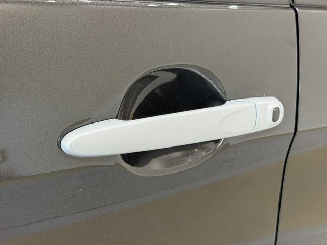 ルーミー カスタムG-T 9インチディスプレイオーディオ バックカメラ ETC ドライブレコーダー 両側電動スライドドア フォグランプ パーキングセンサ― 衝突被害軽減ブレーキ スマートキー(25枚目)