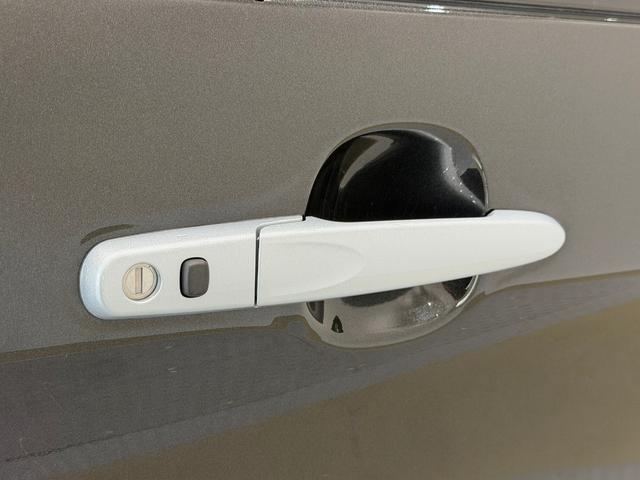 ルーミー カスタムG-T 9インチディスプレイオーディオ バックカメラ ETC ドライブレコーダー 両側電動スライドドア フォグランプ パーキングセンサ― 衝突被害軽減ブレーキ スマートキー(27枚目)