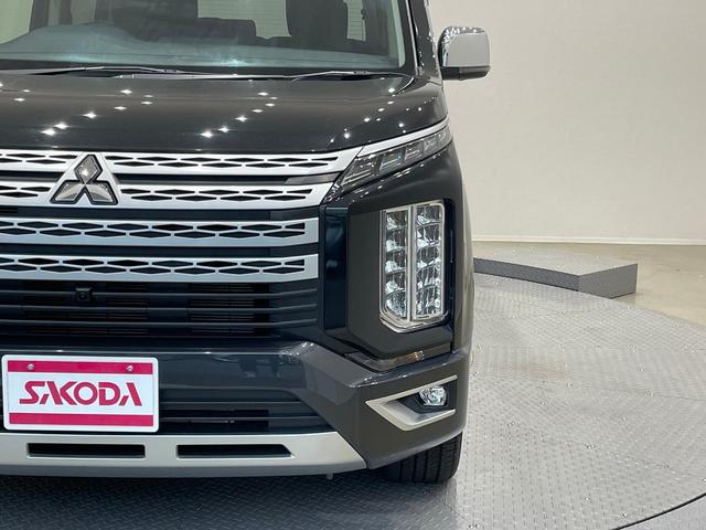 デリカＤ：５ Ｐ　４ＷＤ　フルセグナビ　バックカメラ　ＥＴＣ　ドライブレコーダー　両側電動スライドドア　アダプティブクルーズコントロール　ステリモ　電動リヤゲート　シートヒーター　スマートキー（4枚目）