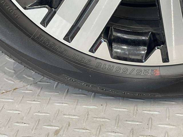 デリカＤ：５ Ｐ　４ＷＤ　フルセグナビ　バックカメラ　ＥＴＣ　ドライブレコーダー　両側電動スライドドア　アダプティブクルーズコントロール　ステリモ　電動リヤゲート　シートヒーター　スマートキー（61枚目）