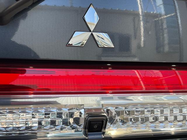 デリカＤ：５ Ｐ　４ＷＤ　フルセグナビ　バックカメラ　ＥＴＣ　ドライブレコーダー　両側電動スライドドア　アダプティブクルーズコントロール　ステリモ　電動リヤゲート　シートヒーター　スマートキー（16枚目）