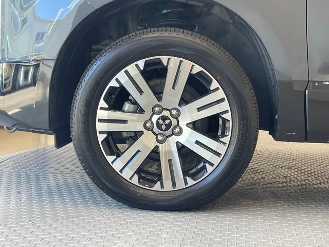 デリカＤ：５ Ｐ　４ＷＤ　フルセグナビ　バックカメラ　ＥＴＣ　ドライブレコーダー　両側電動スライドドア　アダプティブクルーズコントロール　ステリモ　電動リヤゲート　シートヒーター　スマートキー（27枚目）