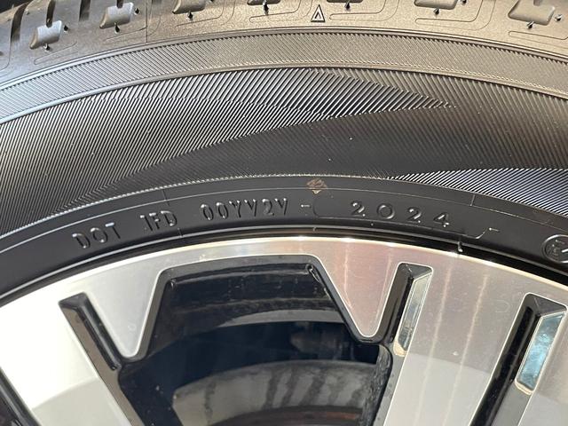 デリカＤ：５ Ｐ　４ＷＤ　フルセグナビ　バックカメラ　ＥＴＣ　ドライブレコーダー　両側電動スライドドア　アダプティブクルーズコントロール　ステリモ　電動リヤゲート　シートヒーター　スマートキー（57枚目）