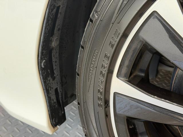 レヴォーグ ＧＴ　ＥＸ　４ＷＤ　純正ナビ　バックカメラ　ドライブレコーダー　アダプティブクルーズコントロール　ステリモ　シートヒーター　電動シート　電動リヤゲート　衝突被害軽減ブレーキ　スマートキー（6枚目）