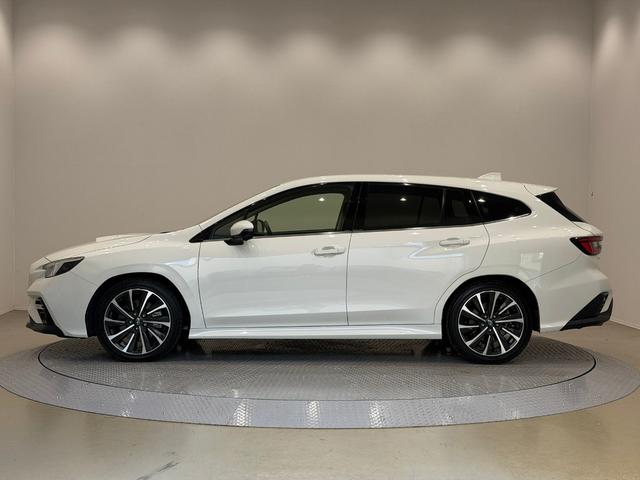 レヴォーグ ＧＴ　ＥＸ　４ＷＤ　純正ナビ　バックカメラ　ドライブレコーダー　アダプティブクルーズコントロール　ステリモ　シートヒーター　電動シート　電動リヤゲート　衝突被害軽減ブレーキ　スマートキー（8枚目）