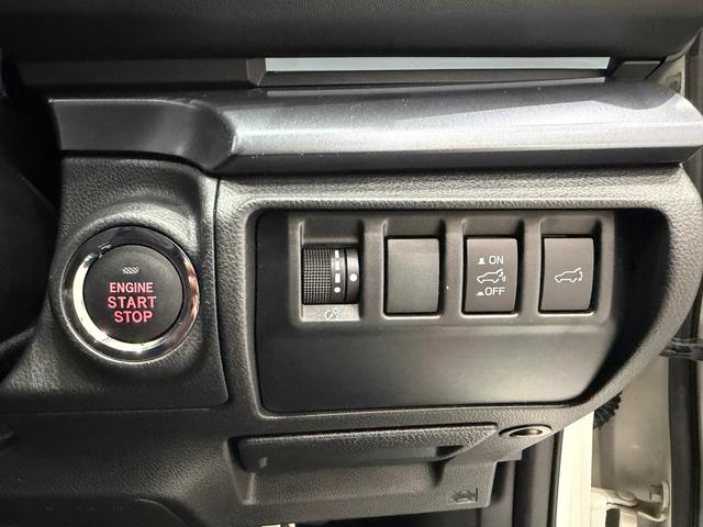 レヴォーグ ＧＴ　ＥＸ　４ＷＤ　純正ナビ　バックカメラ　ドライブレコーダー　アダプティブクルーズコントロール　ステリモ　シートヒーター　電動シート　電動リヤゲート　衝突被害軽減ブレーキ　スマートキー（9枚目）