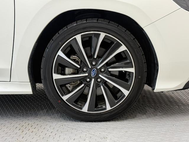 レヴォーグ ＧＴ　ＥＸ　４ＷＤ　純正ナビ　バックカメラ　ドライブレコーダー　アダプティブクルーズコントロール　ステリモ　シートヒーター　電動シート　電動リヤゲート　衝突被害軽減ブレーキ　スマートキー（13枚目）