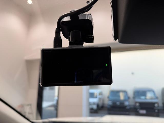 レヴォーグ ＧＴ　ＥＸ　４ＷＤ　純正ナビ　バックカメラ　ドライブレコーダー　アダプティブクルーズコントロール　ステリモ　シートヒーター　電動シート　電動リヤゲート　衝突被害軽減ブレーキ　スマートキー（29枚目）