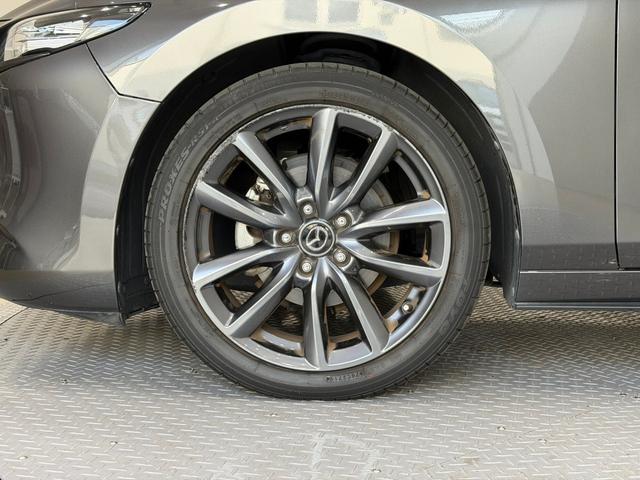 MAZDA3ファストバック 15Sツーリング 純正ナビ バックカメラ ETC アダプティブクルーズコントロール ステリモ 衝突被害軽減ブレーキ パーキングセンサ― アルミホイール ブラインドスポットモニター スマートキー(11枚目)