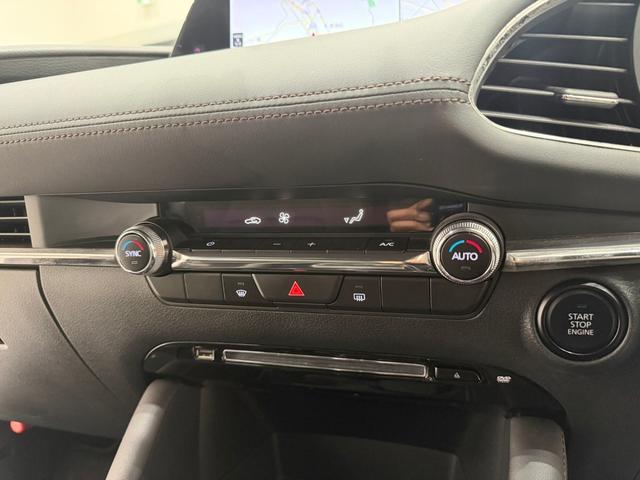 MAZDA3ファストバック 15Sツーリング 純正ナビ バックカメラ ETC アダプティブクルーズコントロール ステリモ 衝突被害軽減ブレーキ パーキングセンサ― アルミホイール ブラインドスポットモニター スマートキー(59枚目)
