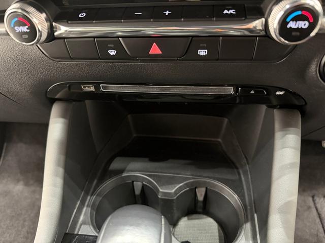 MAZDA3ファストバック 15Sツーリング 純正ナビ バックカメラ ETC アダプティブクルーズコントロール ステリモ 衝突被害軽減ブレーキ パーキングセンサ― アルミホイール ブラインドスポットモニター スマートキー(60枚目)