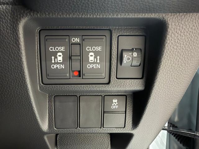 ステップワゴン エアー ホンダセンシング 両側電動スライドドア アダプティブクルーズコントロール ステリモ 衝突被害軽減ブレーキ パーキングセンサ― 3列シート バックカメラ スマートキー(54枚目)