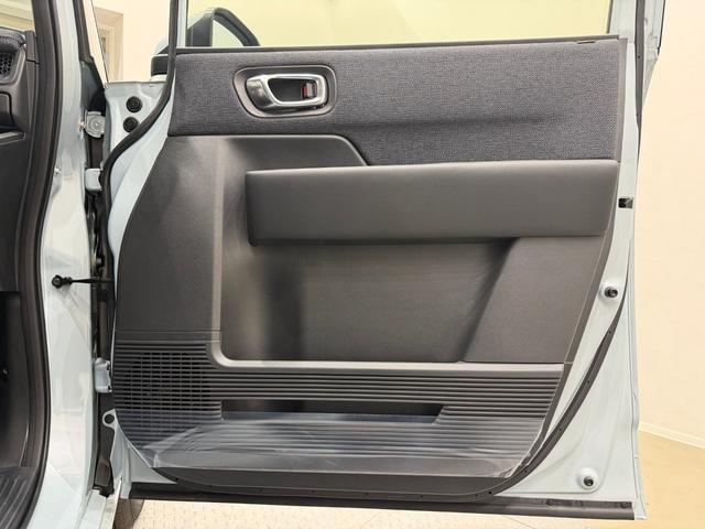 ステップワゴン エアー ホンダセンシング 両側電動スライドドア アダプティブクルーズコントロール ステリモ 衝突被害軽減ブレーキ パーキングセンサ― 3列シート バックカメラ スマートキー(65枚目)