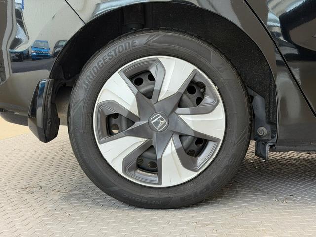 フィットハイブリッド L ホンダセンシング 純正ナビ バックカメラ ETC ドライブレコーダー 衝突被害軽減ブレーキ アダプティブクルーズコントロール ステリモ スマートキー スペアキー(27枚目)