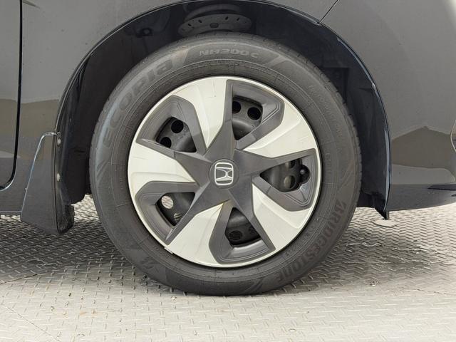 フィットハイブリッド L ホンダセンシング 純正ナビ バックカメラ ETC ドライブレコーダー 衝突被害軽減ブレーキ アダプティブクルーズコントロール ステリモ スマートキー スペアキー(30枚目)