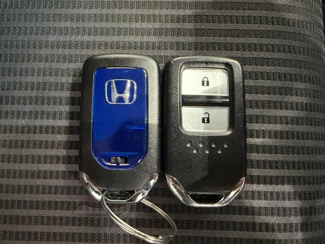 フィットハイブリッド L ホンダセンシング 純正ナビ バックカメラ ETC ドライブレコーダー 衝突被害軽減ブレーキ アダプティブクルーズコントロール ステリモ スマートキー スペアキー(59枚目)