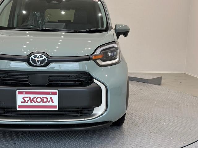 シエンタ ハイブリッドZ 衝突被害軽減システム レーンキープアシスト オートマチックハイビーム ドライブレコーダー ナビ バックカメラ スマートキー フルフラット 3列シート 禁煙車(6枚目)