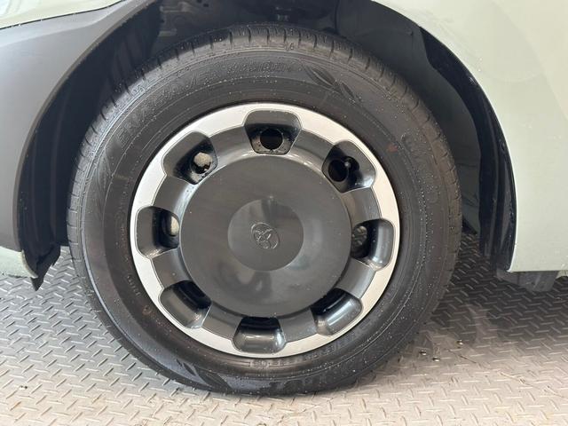 シエンタ ハイブリッドZ 衝突被害軽減システム レーンキープアシスト オートマチックハイビーム ドライブレコーダー ナビ バックカメラ スマートキー フルフラット 3列シート 禁煙車(12枚目)