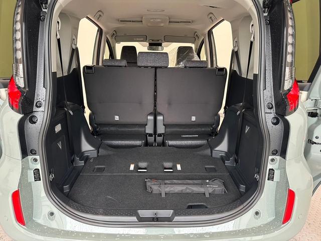 シエンタ ハイブリッドZ 衝突被害軽減システム レーンキープアシスト オートマチックハイビーム ドライブレコーダー ナビ バックカメラ スマートキー フルフラット 3列シート 禁煙車(25枚目)