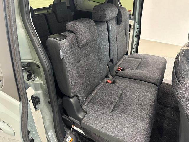 シエンタ ハイブリッドZ 衝突被害軽減システム レーンキープアシスト オートマチックハイビーム ドライブレコーダー ナビ バックカメラ スマートキー フルフラット 3列シート 禁煙車(33枚目)