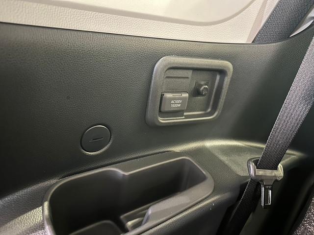 シエンタ ハイブリッドZ 衝突被害軽減システム レーンキープアシスト オートマチックハイビーム ドライブレコーダー ナビ バックカメラ スマートキー フルフラット 3列シート 禁煙車(36枚目)