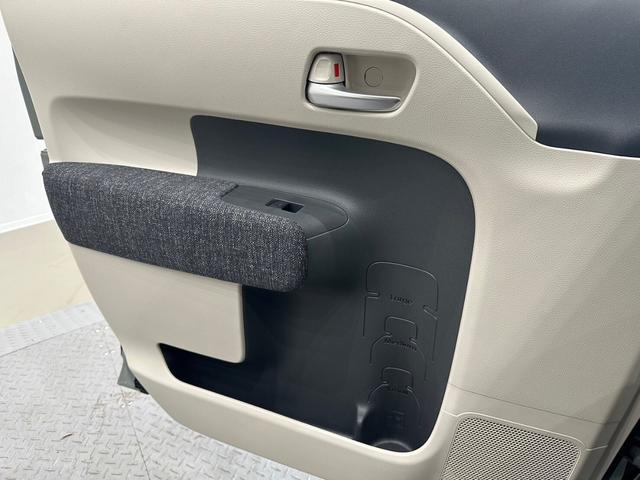 シエンタ ハイブリッドZ 衝突被害軽減システム レーンキープアシスト オートマチックハイビーム ドライブレコーダー ナビ バックカメラ スマートキー フルフラット 3列シート 禁煙車(60枚目)