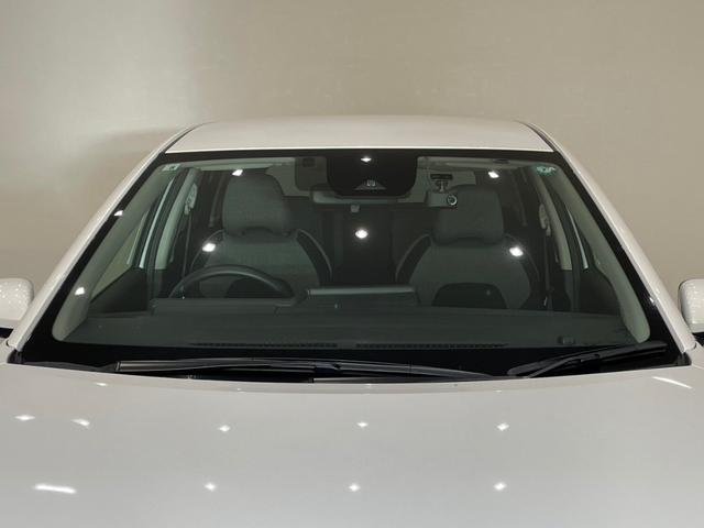 ノート Ｓ　ワンセグナビ　ドライブレコーダー　ＥＴＣ　レーンキープアシスト　電動パーキング　Ｂｌｕｅｔｏｏｔｈ接続　オートワイパー　オートライト（7枚目）