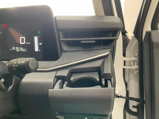 ノート Ｓ　ワンセグナビ　ドライブレコーダー　ＥＴＣ　レーンキープアシスト　電動パーキング　Ｂｌｕｅｔｏｏｔｈ接続　オートワイパー　オートライト（44枚目）