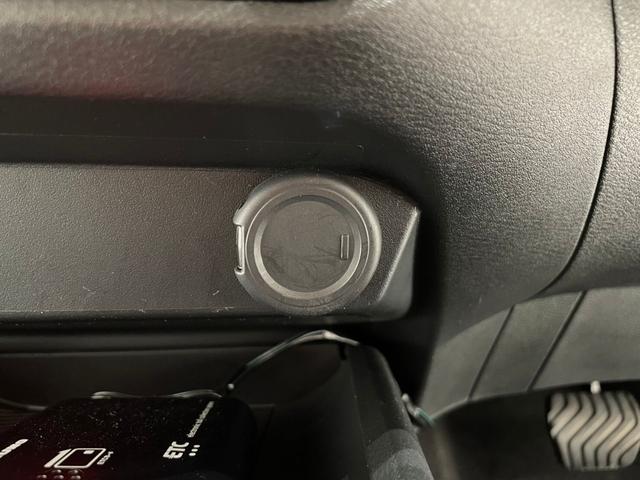 ノート Ｓ　ワンセグナビ　ドライブレコーダー　ＥＴＣ　レーンキープアシスト　電動パーキング　Ｂｌｕｅｔｏｏｔｈ接続　オートワイパー　オートライト（51枚目）