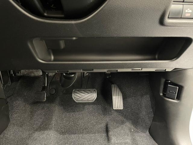 ソリオ ハイブリッドＭＺ　全方位モニター付メモリーナビ装着車　禁煙車　両側電動スライドドア　シートヒーター　アダプティブクルーズコントロール　ステリモ　スマートキー（45枚目）