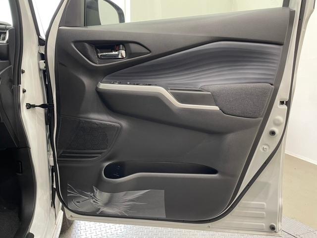 ソリオ ハイブリッドＭＺ　全方位モニター付メモリーナビ装着車　禁煙車　両側電動スライドドア　シートヒーター　アダプティブクルーズコントロール　ステリモ　スマートキー（61枚目）